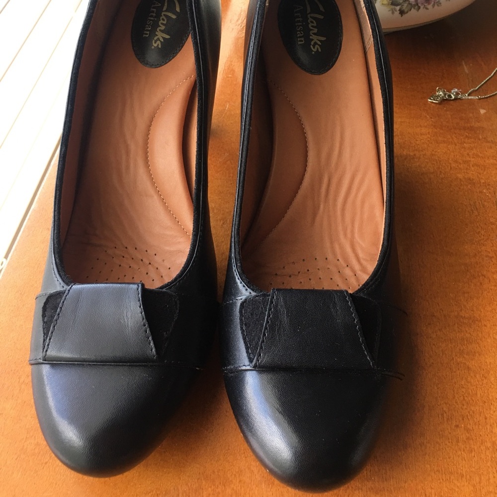 Black leather Clark dress shoes